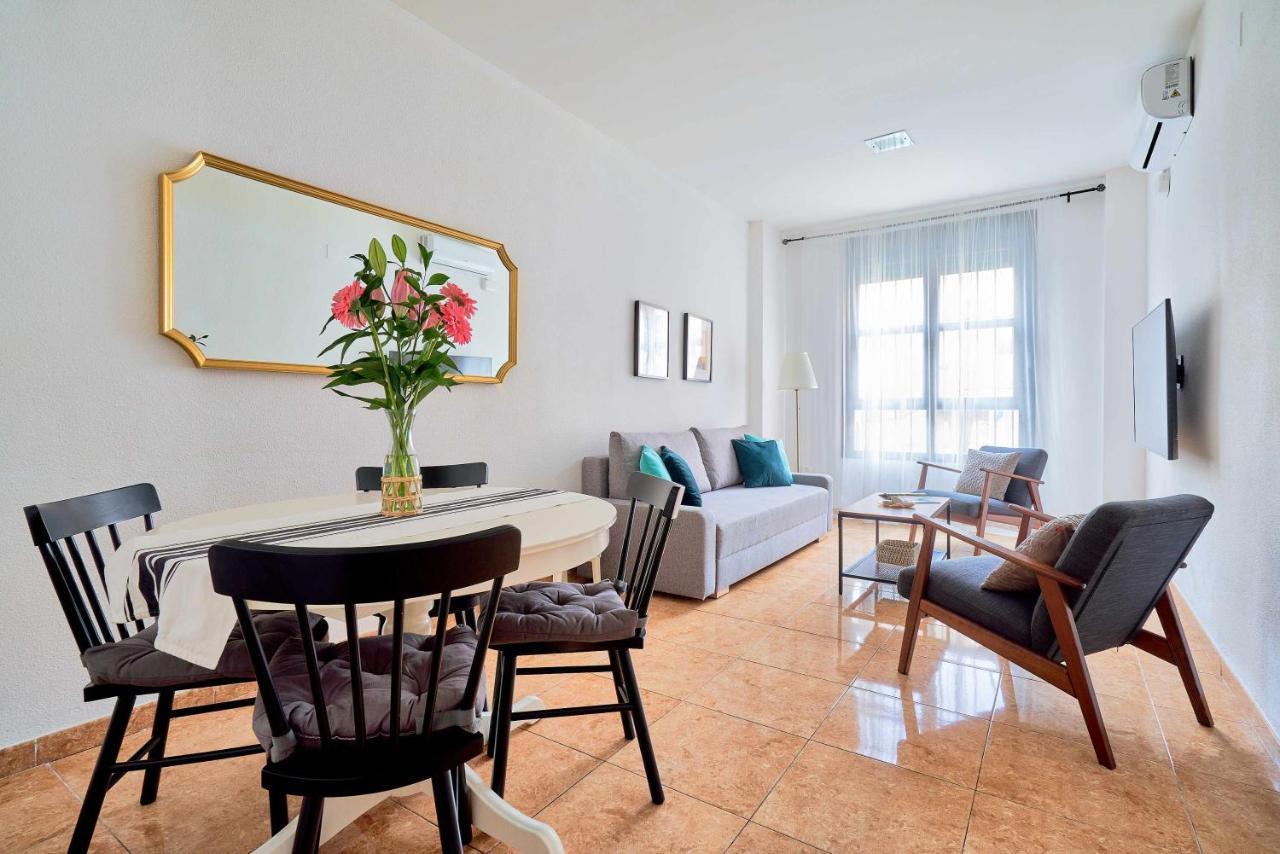 Apartamento Under The Olive Trees In Historic Center Of Málaga Exterior foto