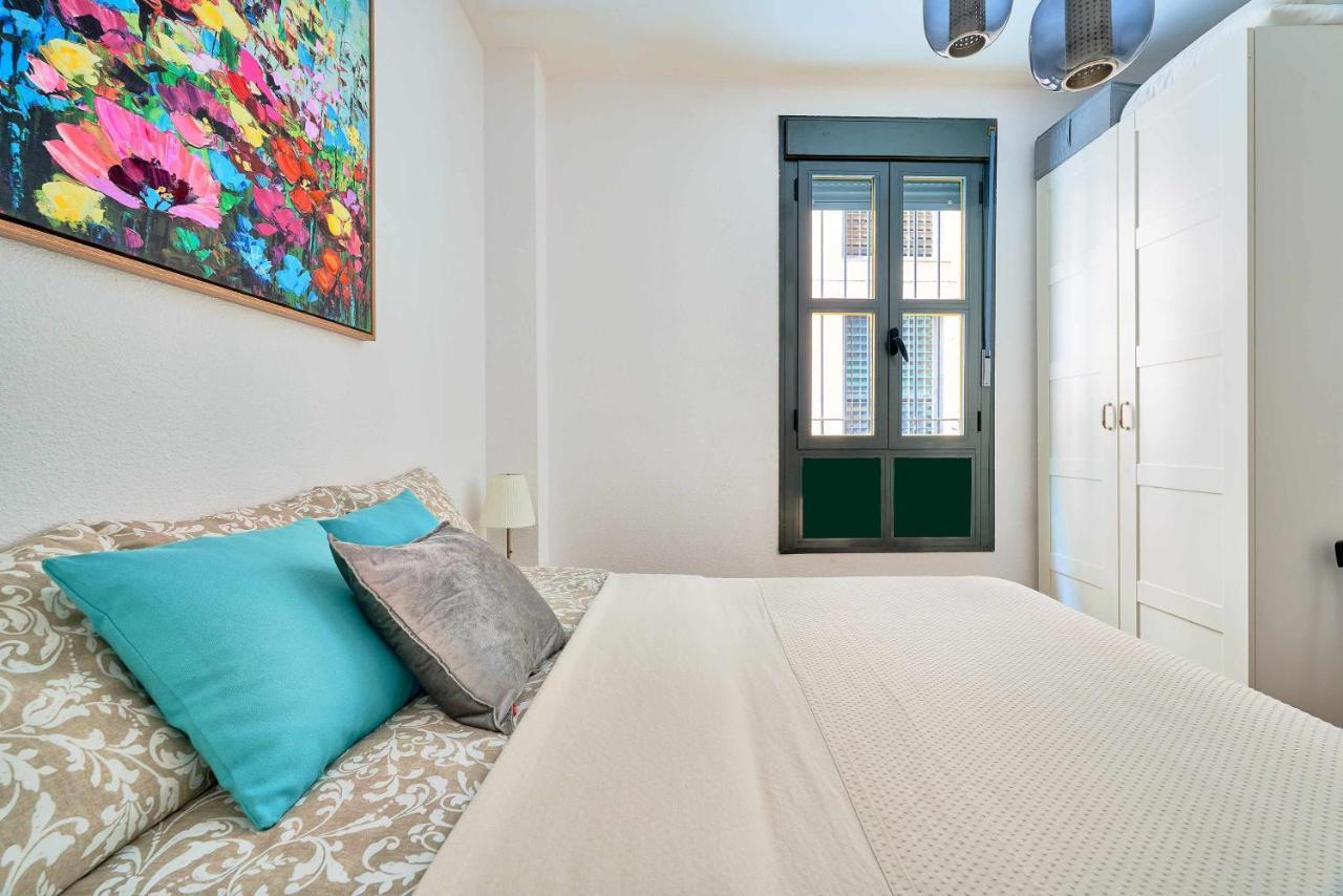 Apartamento Under The Olive Trees In Historic Center Of Málaga Exterior foto